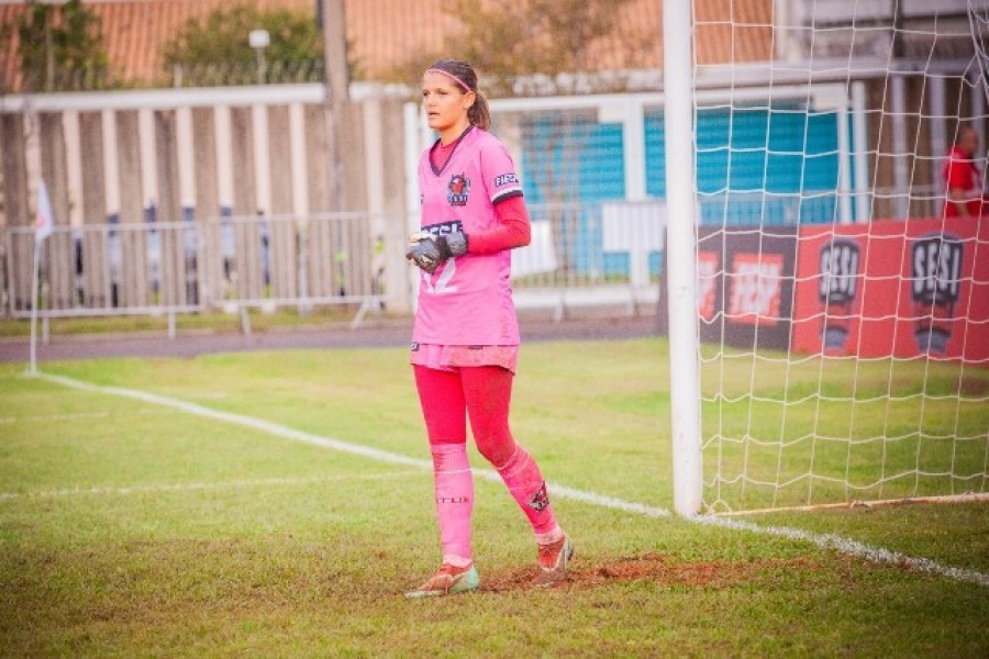 Aos 14 anos, goleira do SESI-SP é convocada para a Seleção Brasileira Sub-15