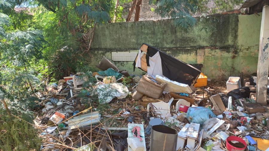 Quer mudar o Brasil, mas e a calçada? Imóveis atribuídos a Capitão Contar viram alvo de reclamações em Campo Grande